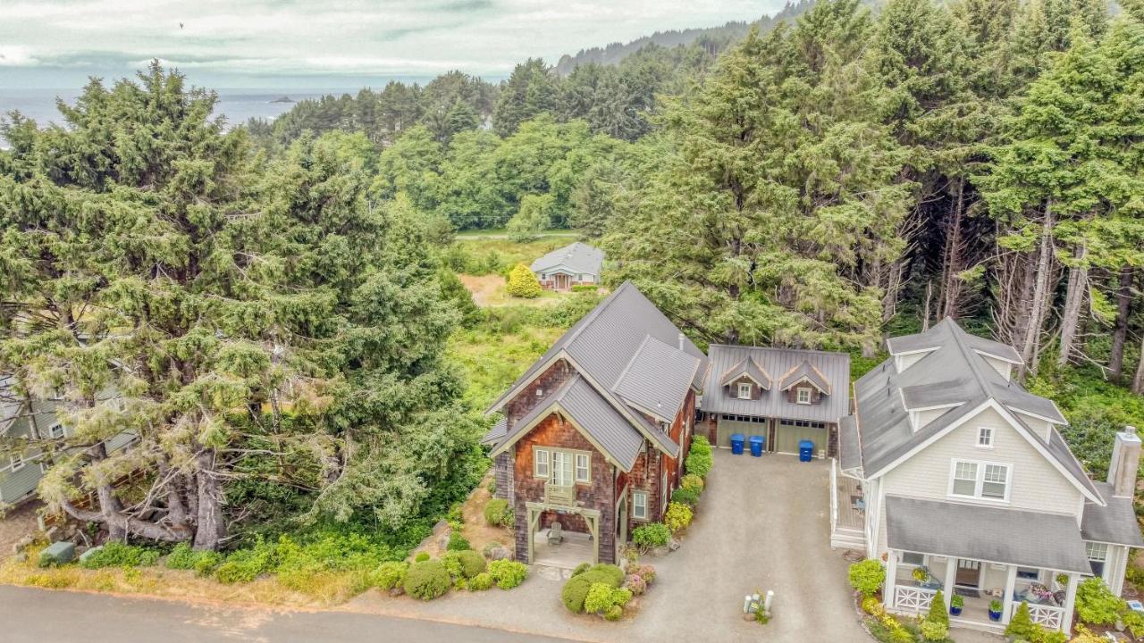Cascade Cottage Lincoln City Exteriér fotografie